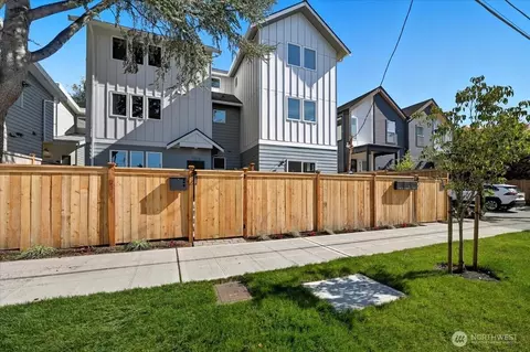 7322 11th Ave NE, Seattle, WA 98115