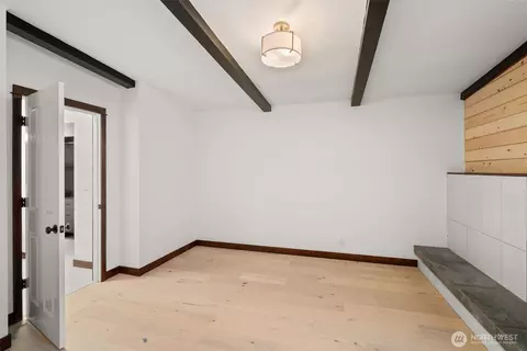 Bedroom - 1412 Everett St, Sumner, WA 98390 photo 1 of 4