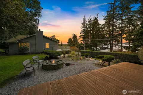 1348 Chuckanut Dr, Bellingham, WA 98229