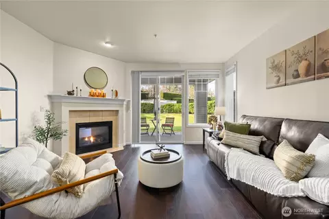 2244 132nd Ave SE #B105, Bellevue, WA 98005