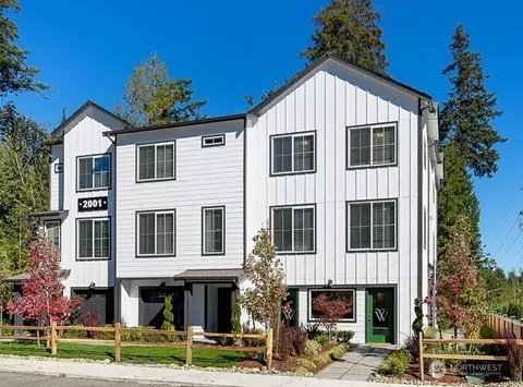 2011 101st Ave SE #1, Lake Stevens, WA 98258