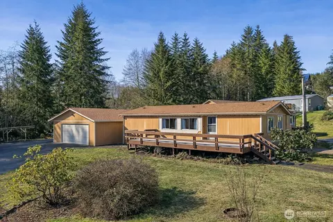 124 W Blakley Dr, Elma, WA 98541