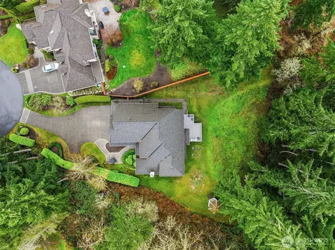 View/Area - 17633 48th Ave SE, Bothell, WA 98012 photo 3 of 5