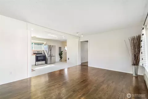 Living - 2316 7th St, Everett, WA 98201 photo 5 of 5