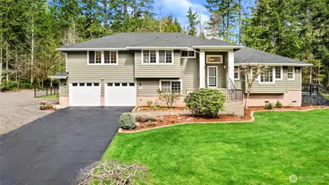 1063 SW Depot Ct, Port Orchard, WA 98367