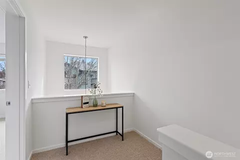 Entry Way - 129 164th Pl SE, Bothell, WA 98012 photo 2 of 3