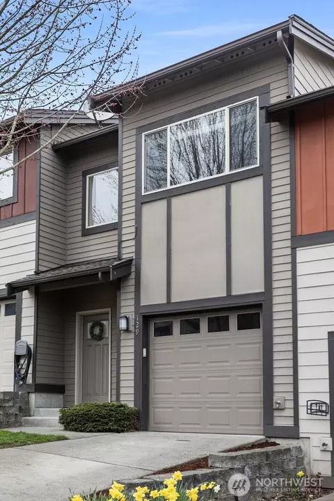 Exterior - 129 164th Pl SE, Bothell, WA 98012 photo 3 of 3