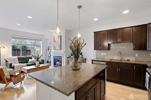 Kitchen - 129 164th Pl SE, Bothell, WA 98012 photo 4 of 4