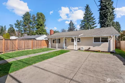17004 11th Ave NE, Shoreline, WA 98155