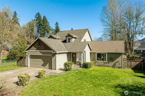 590 Gun Club Rd, Woodland, WA 98674