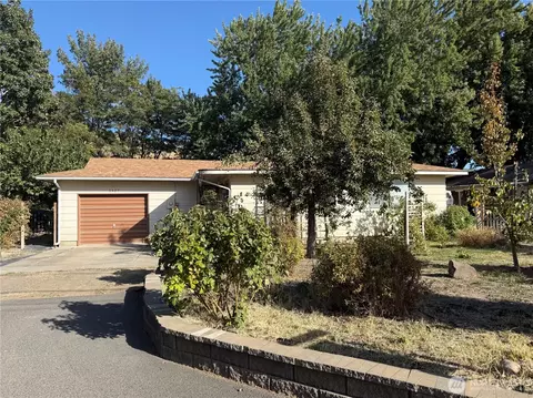 1427 Wilkenson St, Milton Freewater, OR 97862