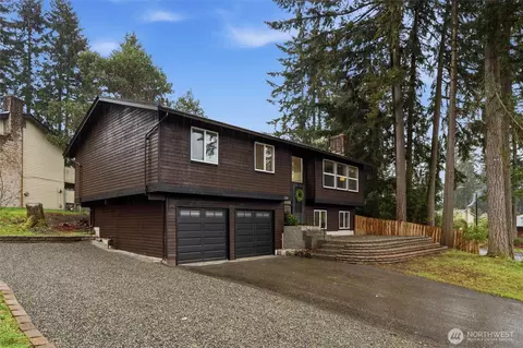 5165 Granada Pl SE, Port Orchard, WA 98367