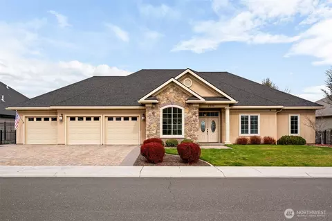 7505 Crestfields Rd, Yakima, WA 98903