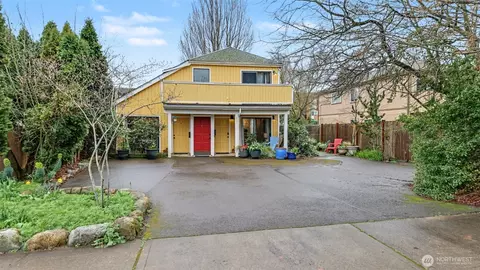 421 Wells Ave S, Renton, WA 98057