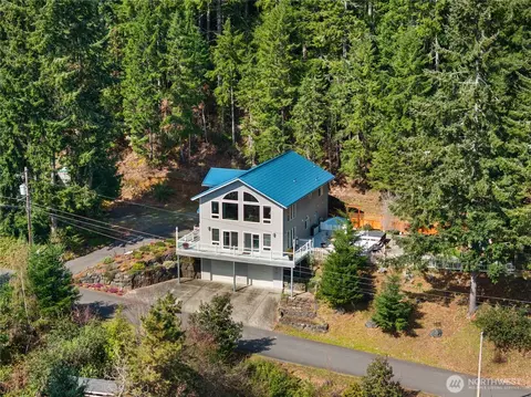 100 NE Alta Vista Dr, Belfair, WA 98528