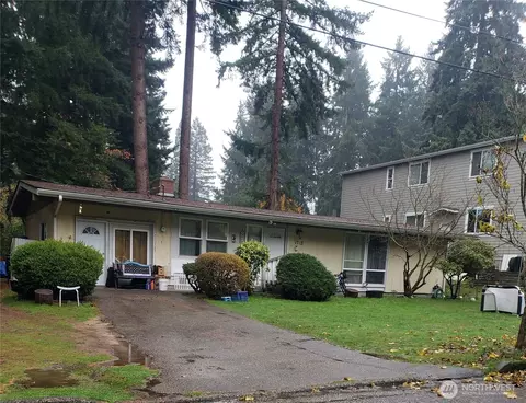 1718 144th Ave SE, Bellevue, WA 98007