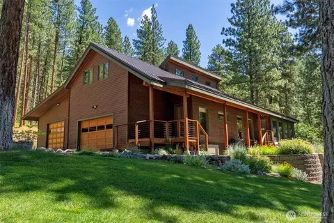 2 Trillium Rd, Winthrop, WA 98862