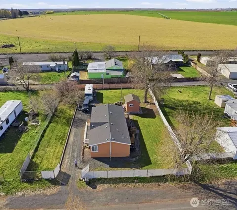 153 NW Quincy Pl, Soap Lake, WA 98851