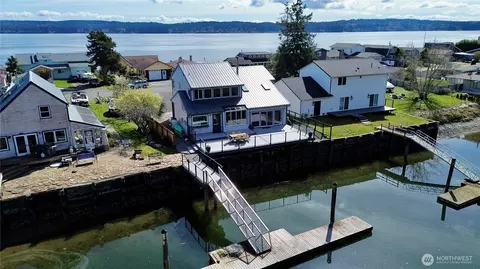 201 N Beach Dr, Port Ludlow, WA 98365
