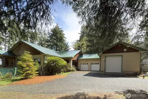 16820 Sandridge Rd, Long Beach, WA 98631