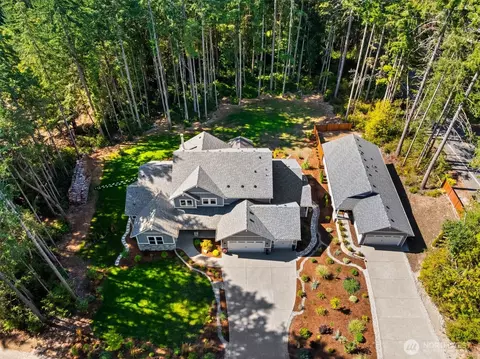 7906 40th St NW, Gig Harbor, WA 98335