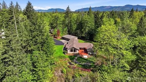 23747 262nd Pl SE, Maple Valley, WA 98038