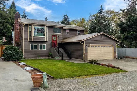 21503 SE 266th St, Maple Valley, WA 98038