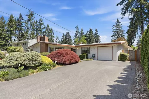 632 164th Pl NE, Bellevue, WA 98008