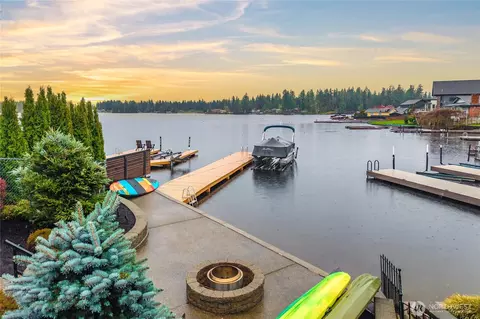 22963 SE 292nd Pl, Black Diamond, WA 98010
