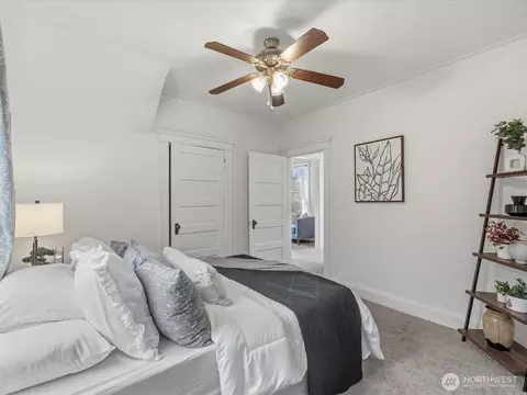 Bedroom - 1901 Hoyt Ave, Everett, WA 98201 photo 1 of 4
