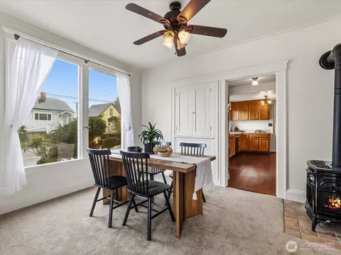 Dining - 1901 Hoyt Ave, Everett, WA 98201 photo 1 of 1