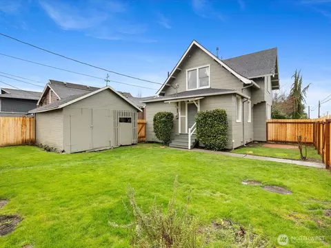 Exterior - 1901 Hoyt Ave, Everett, WA 98201 photo 6 of 9
