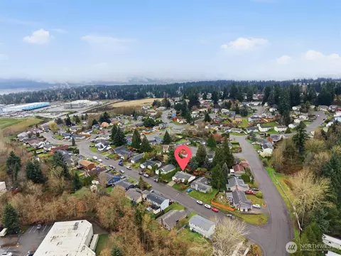 View/Area - 7503 7th Dr W, Everett, WA 98203 photo 6 of 7