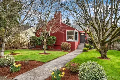 4929 SW Dawson St, Seattle, WA 98136