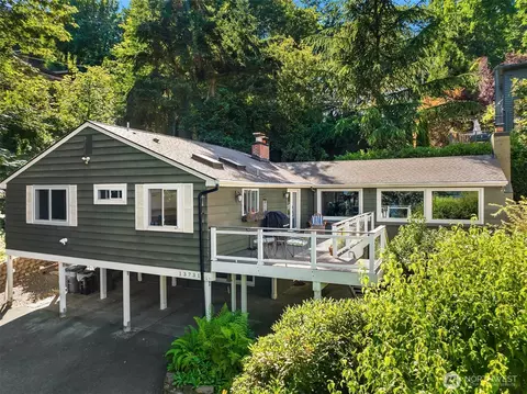 13731 42nd Pl NE, Seattle, WA 98125