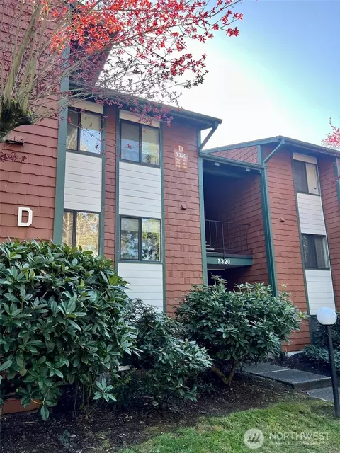 7320 N Skyview Pl #D203, Tacoma, WA 98406
