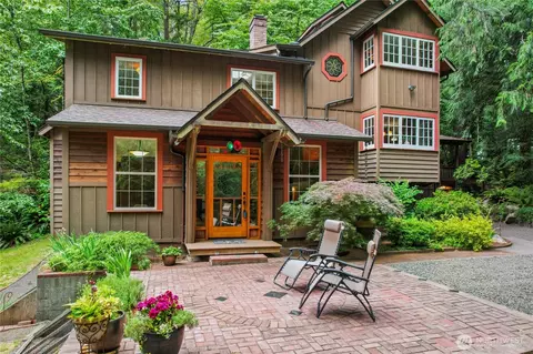 7400 Island Center Rd NE, Bainbridge Island, WA 98110