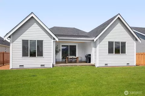 Exterior - 530 Thompson Dr, Enumclaw, WA 98022 photo 3 of 3