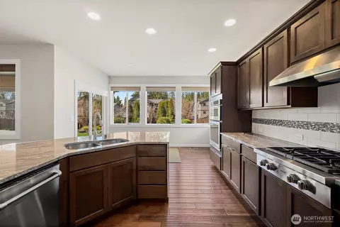Kitchen - 4351 333rd Ave NE, Carnation, WA 98014 photo 4 of 5