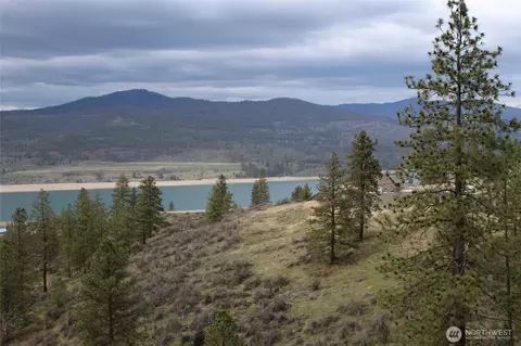 42195 Miles Creston Rd N, Creston, WA 99122