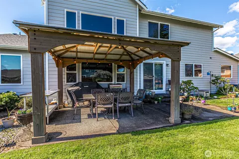 Exterior - 14613 146th E, Orting, WA 98360 photo 6 of 7