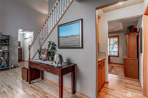 Entry Way - 14613 146th E, Orting, WA 98360 photo 2 of 3