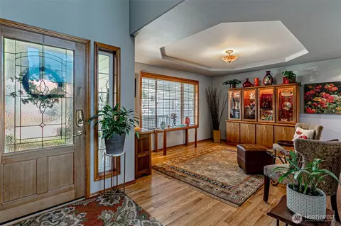 Entry Way - 14613 146th E, Orting, WA 98360 photo 1 of 3