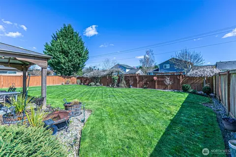 Exterior - 14613 146th E, Orting, WA 98360 photo 7 of 7