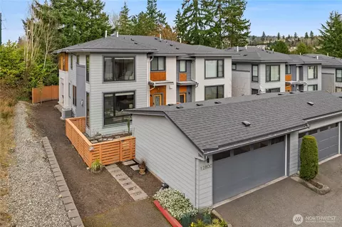 12800 SE 75th Ct #36, Newcastle, WA 98056