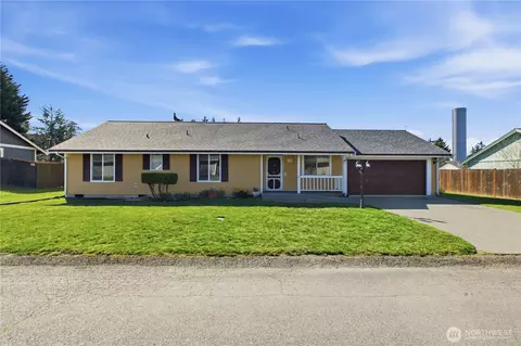 126 117th St E, Tacoma, WA 98445