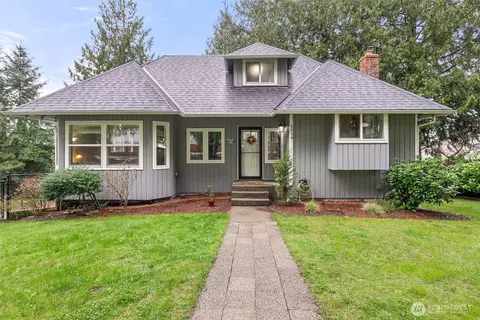 6014 207th Ave E, Bonney Lake, WA 98391