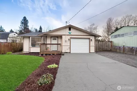 506 Train St SE, Orting, WA 98360
