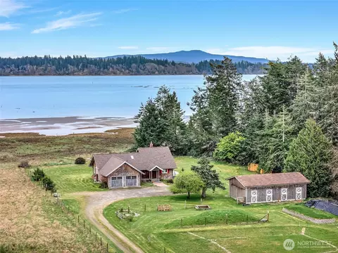 25906 Sandridge Rd, Ocean Park, WA 98640