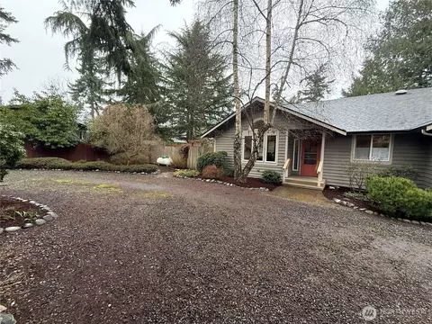 918 Mcpherson St, Port Townsend, WA 98368